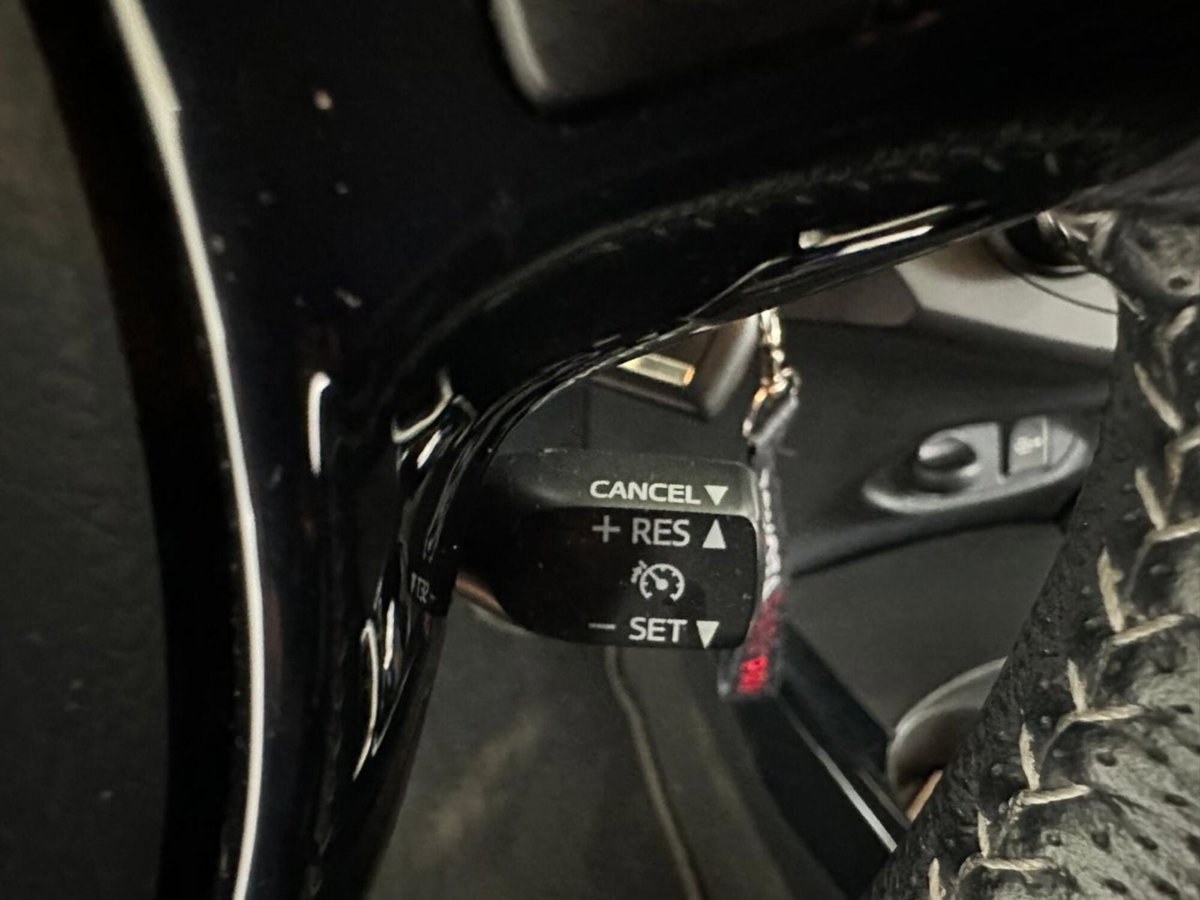 Toyota Yaris 1.0 5 porte Trend (18)