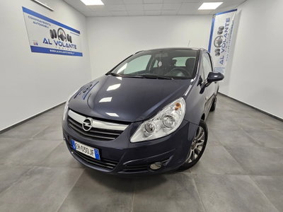 Opel Corsa 1.2 3 porte Edition (2)