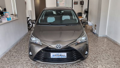Toyota Yaris 1.0 5 porte Lounge (3)