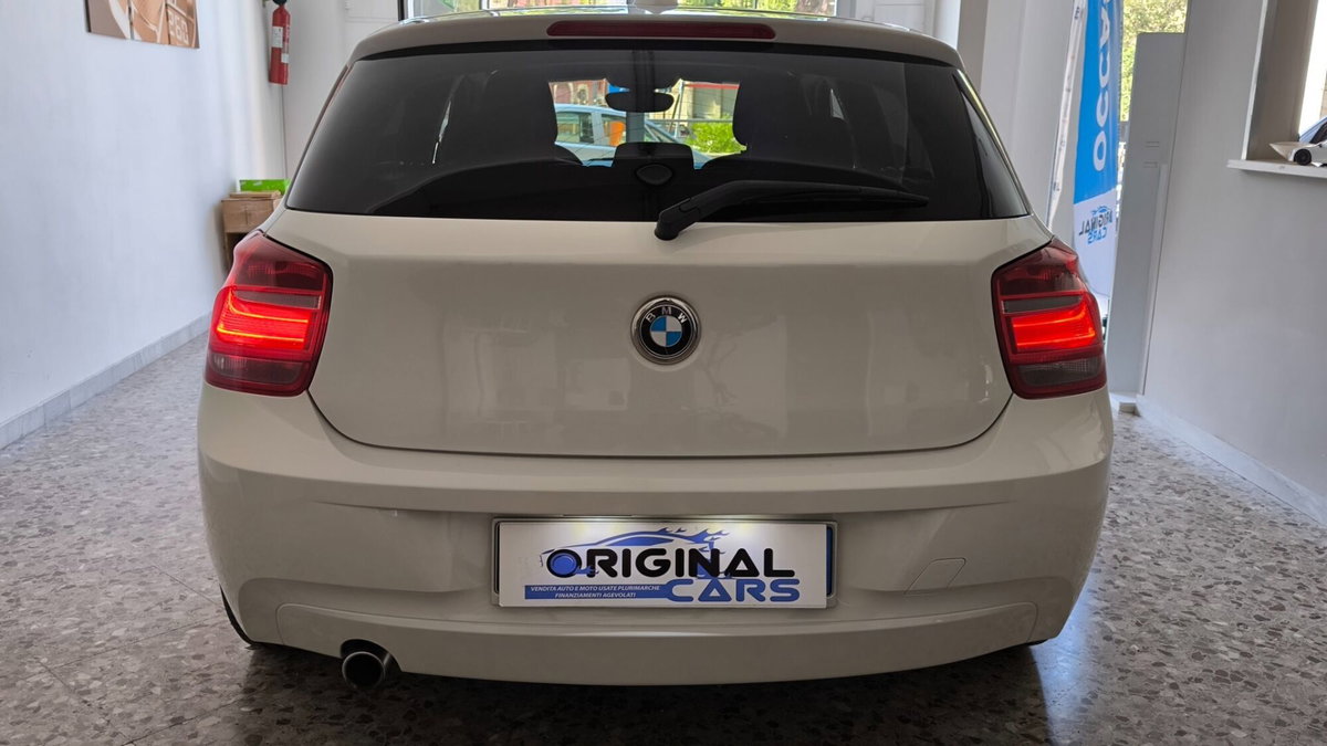 BMW Serie 1 116d 2.0 116CV cat 5 porte Attiva DPF (9)
