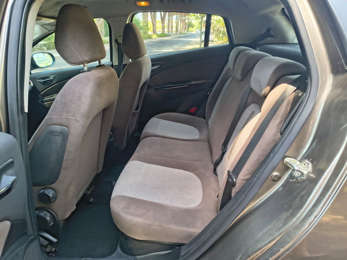 Fiat Bravo 1.9 MJT 120 CV Dynamic (9)
