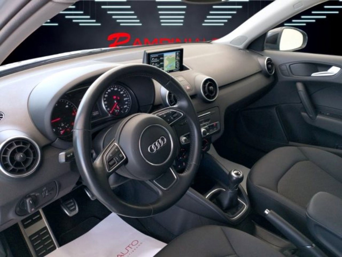 Audi A1 Sportback 1.6 TDI 116 CV (13)