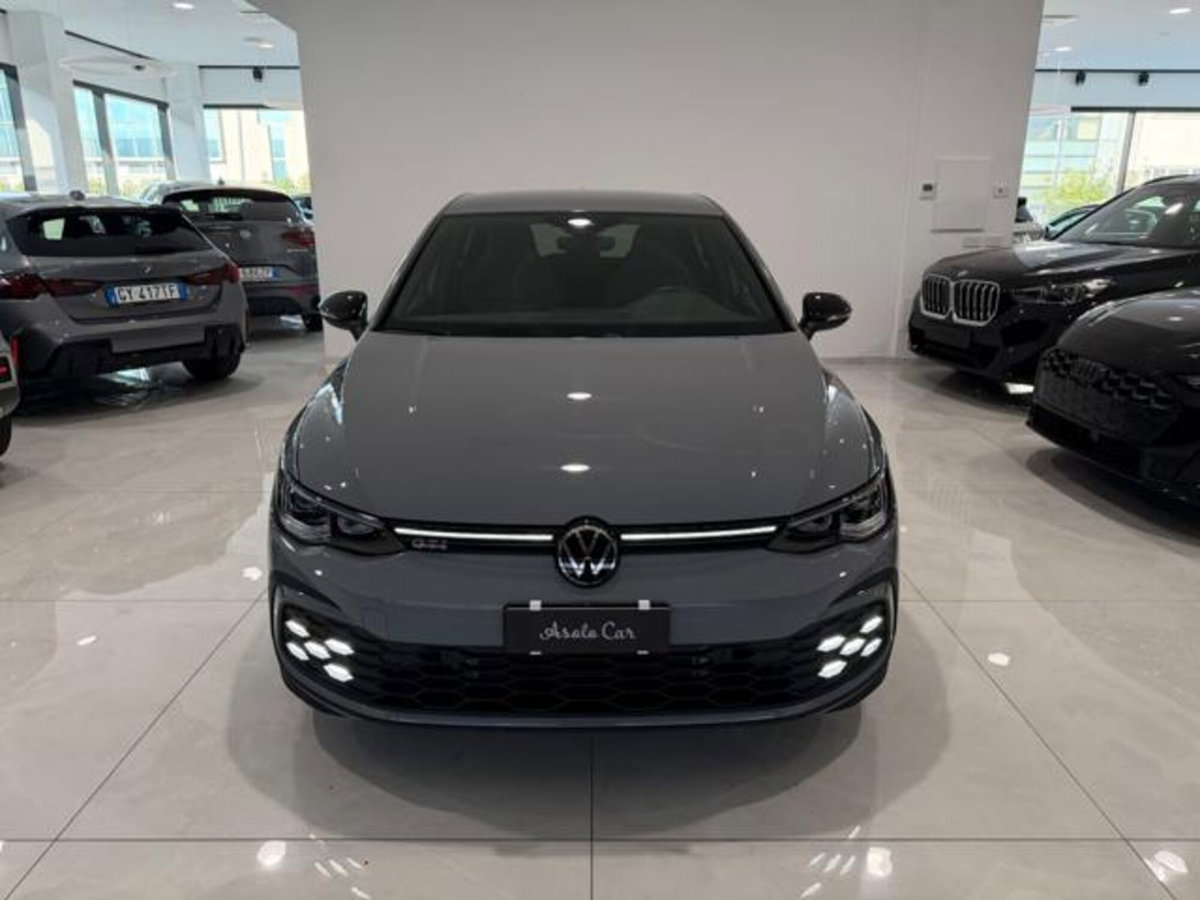 Volkswagen Golf 2.0 tsi GTI MT Ultimate 245cv (16)