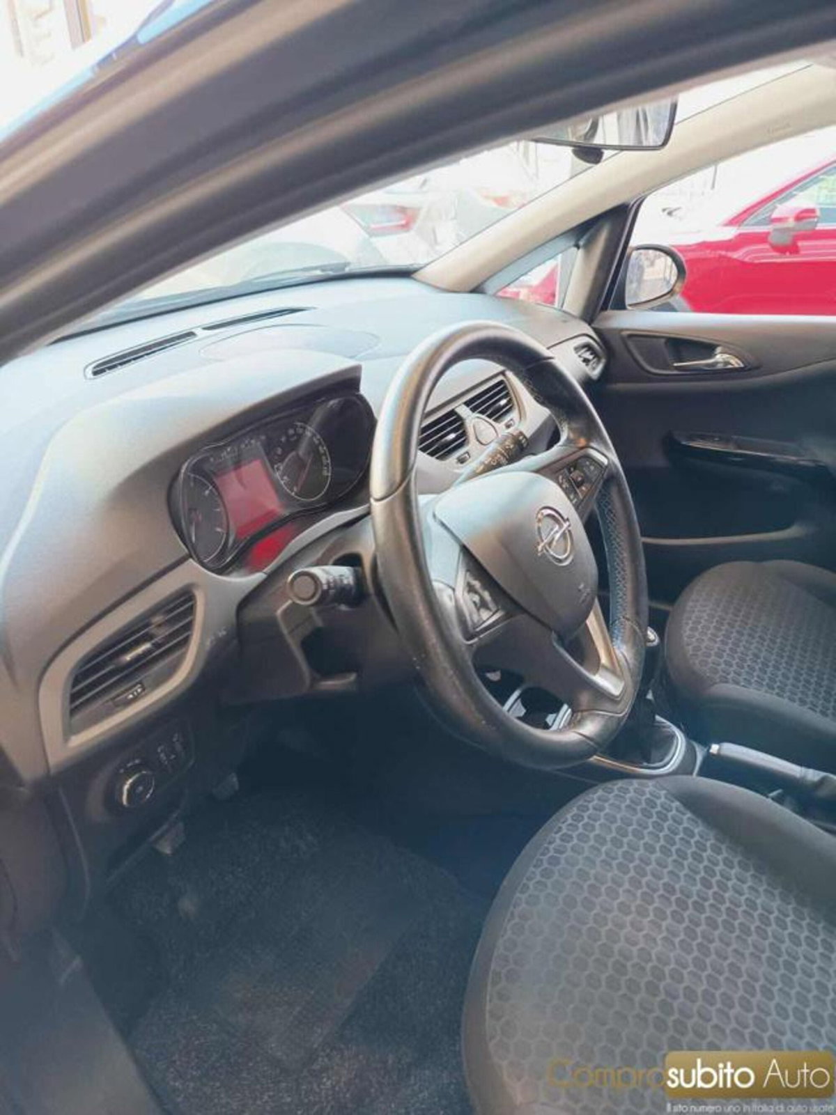 Opel Corsa 1.2 5 porte Cosmo (10)