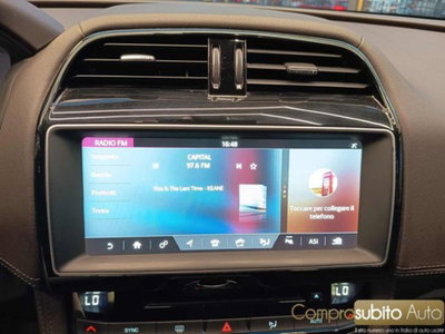 Jaguar F-Pace 2.0 D 180 CV AWD Portfolio (18)