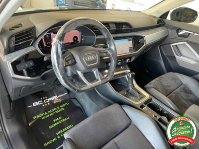Audi Q3 35 TDI quattro S tronic Business (10)