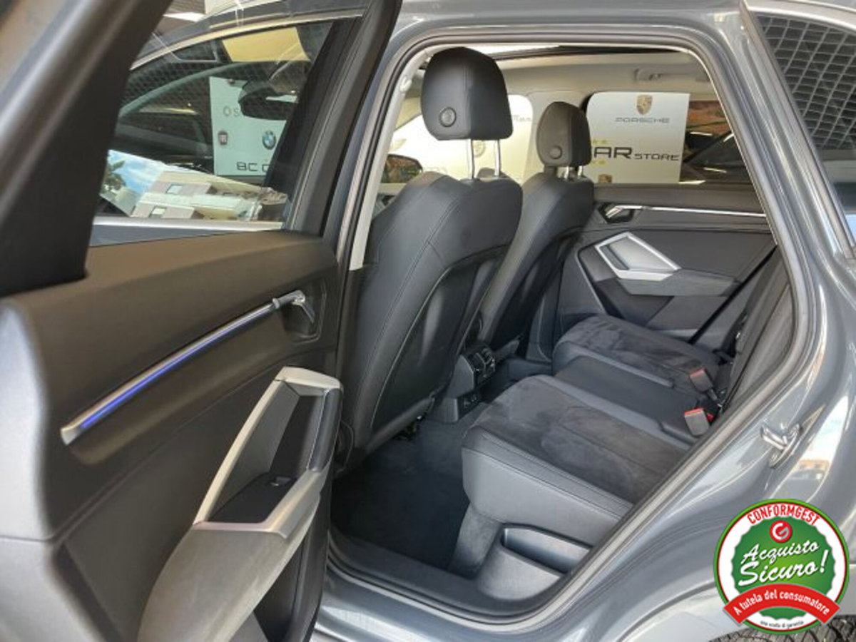Audi Q3 35 TDI quattro S tronic Business (17)