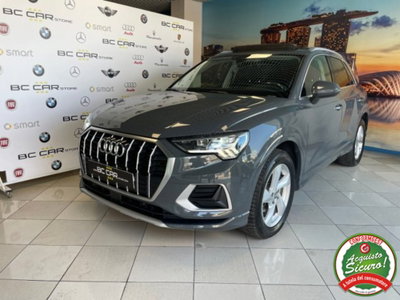 Audi Q3 35 TDI quattro S tronic Business (20)