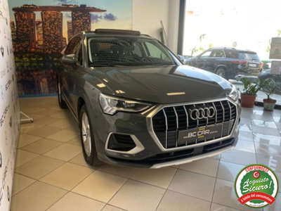 Audi Q3 35 TDI quattro S tronic Business (3)
