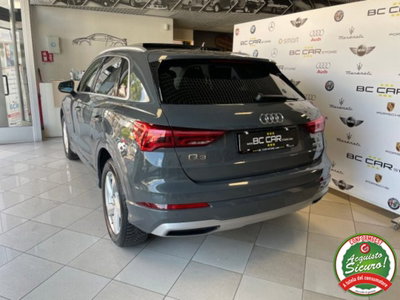 Audi Q3 35 TDI quattro S tronic Business (6)