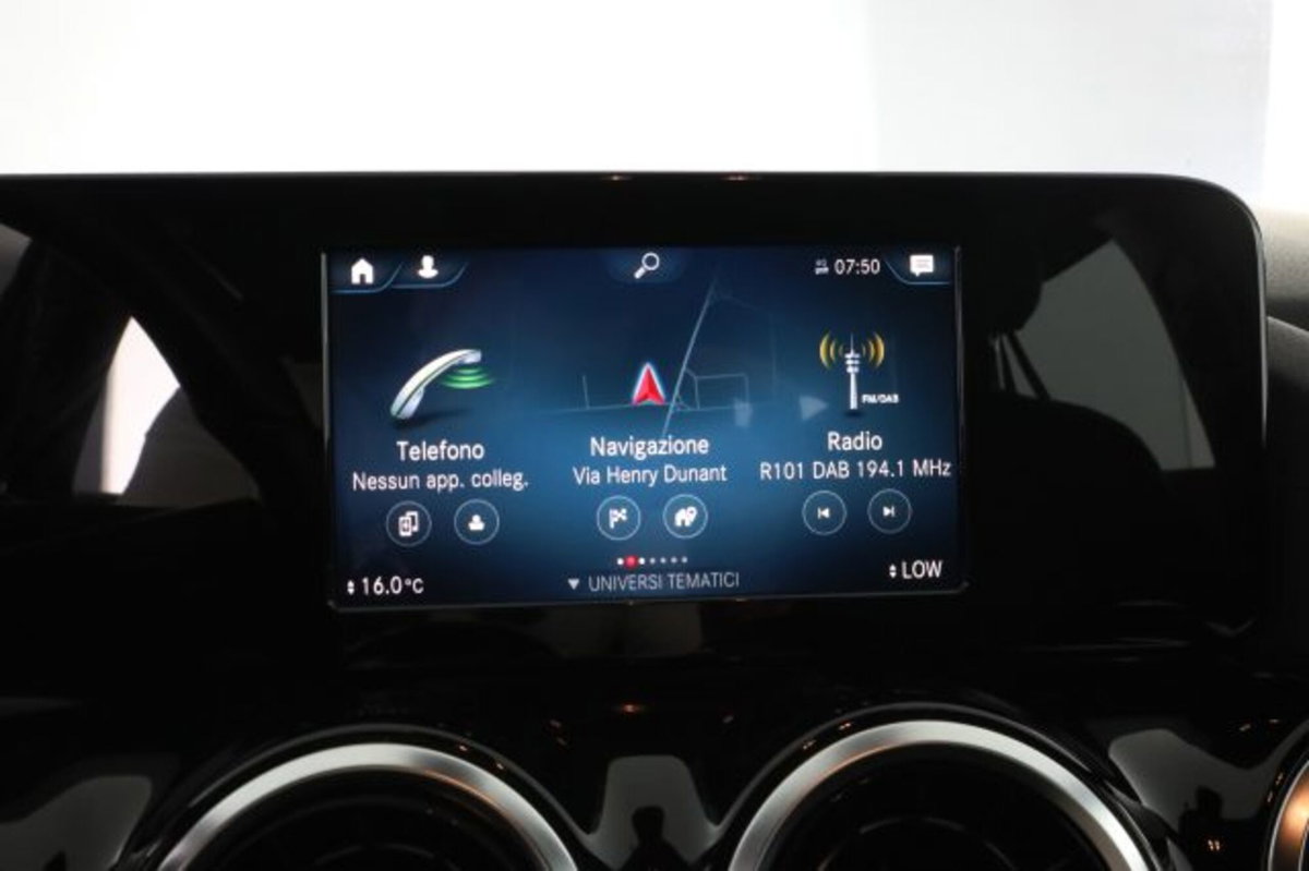Mercedes-Benz CLA Shooting Brake 220 d Automatic 4Matic Shooting Brake Sport (11)