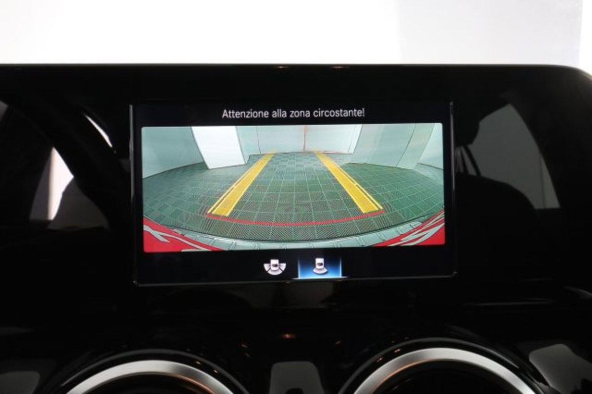 Mercedes-Benz CLA Shooting Brake 220 d Automatic 4Matic Shooting Brake Sport (12)