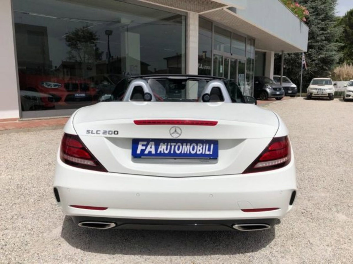 Mercedes-Benz SLC 200 AMG line (14)