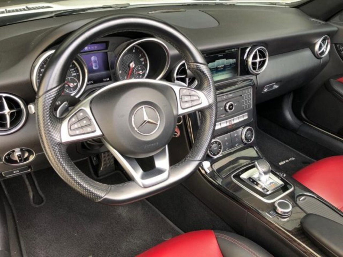 Mercedes-Benz SLC 200 AMG line (6)