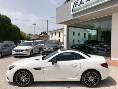 Mercedes-Benz SLC 200 AMG line (9)