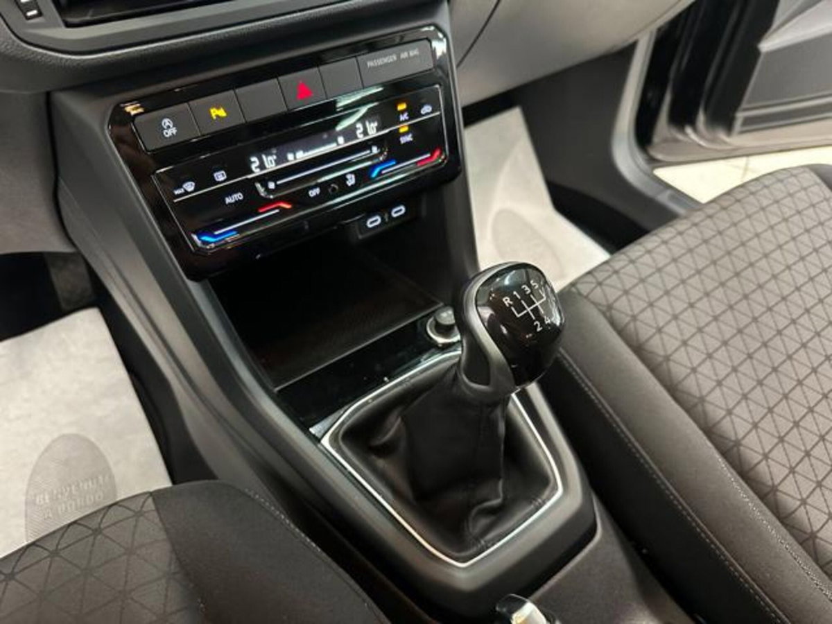 Volkswagen T-Cross 1.0 TSI Sport (14)