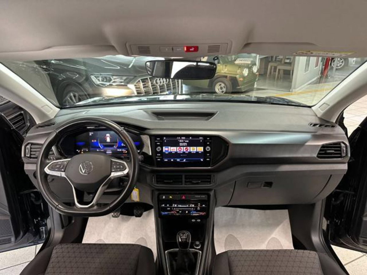 Volkswagen T-Cross 1.0 TSI Sport (8)