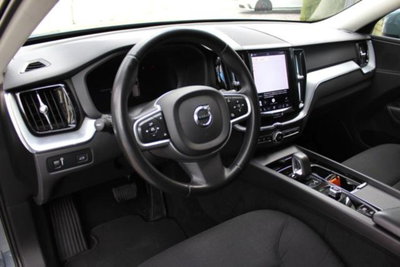 Volvo XC60 B4 (d) AWD automatico Ultimate Bright (10)