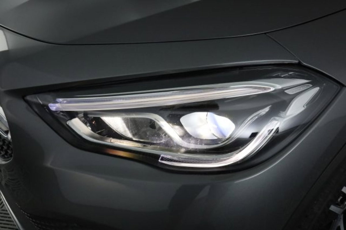 Mercedes-Benz CLA Shooting Brake 220 d Automatic 4Matic Shooting Brake Sport (9)