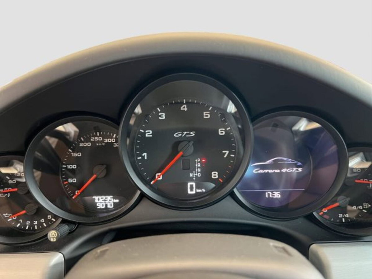 Porsche 911 Coupé 3.0 Carrera 4 GTS (11)