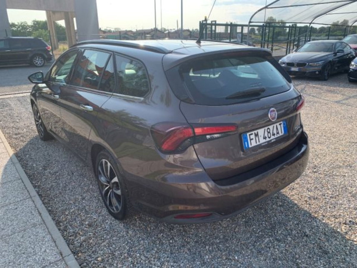 Fiat Tipo Station Wagon Tipo 1.6 Mjt S&S SW Lounge (3)