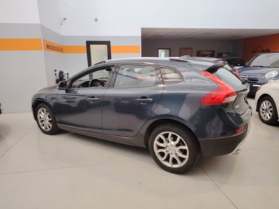 Volvo V40 Cross Country T3 Geartronic Style Plus (7)