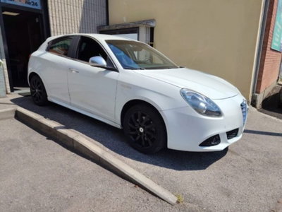 Alfa Romeo Giulietta 2.0 JTDm-2 Exclusive 140cv (8)