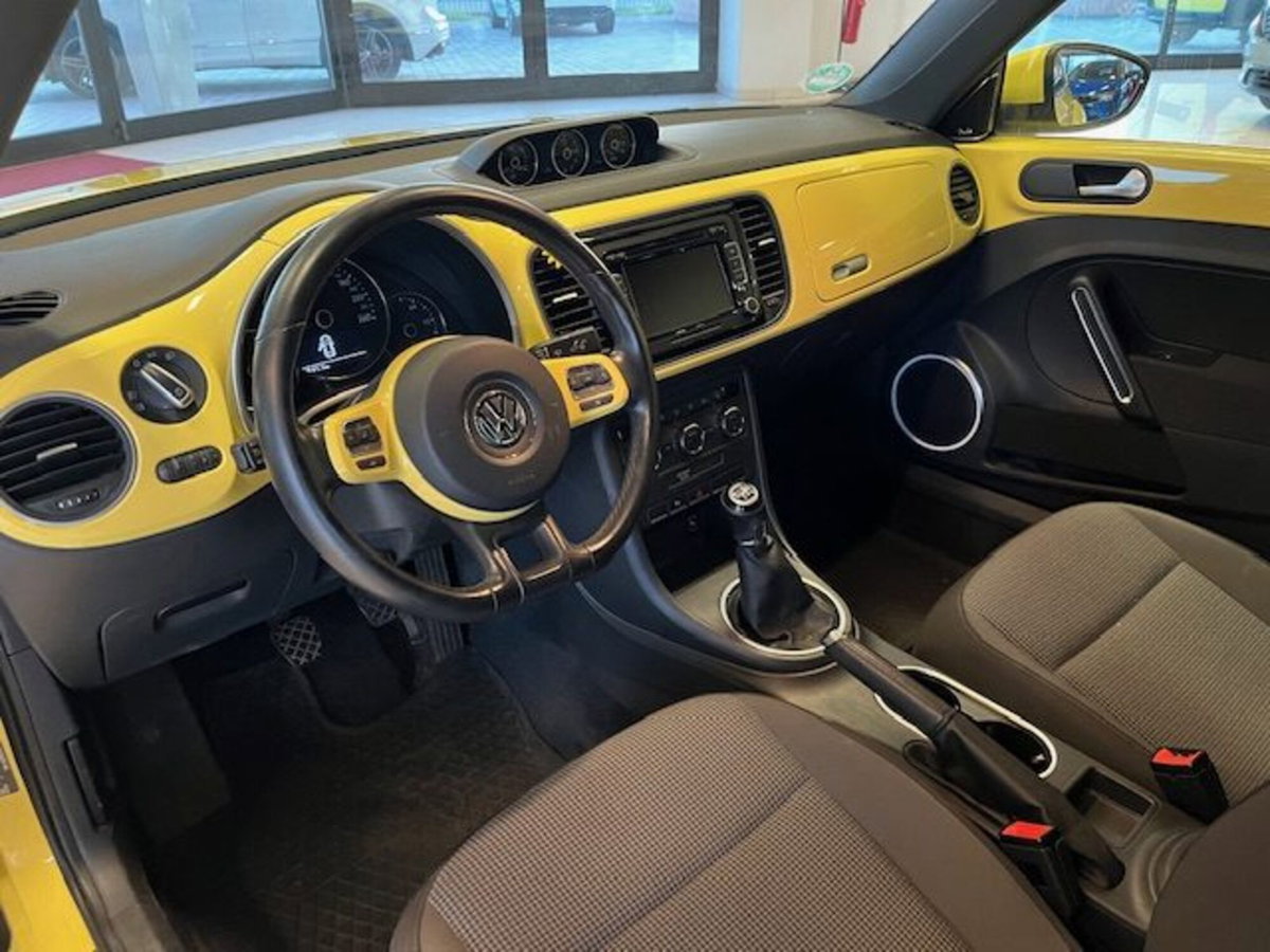 Volkswagen Maggiolino 1.2 TSI Design (6)