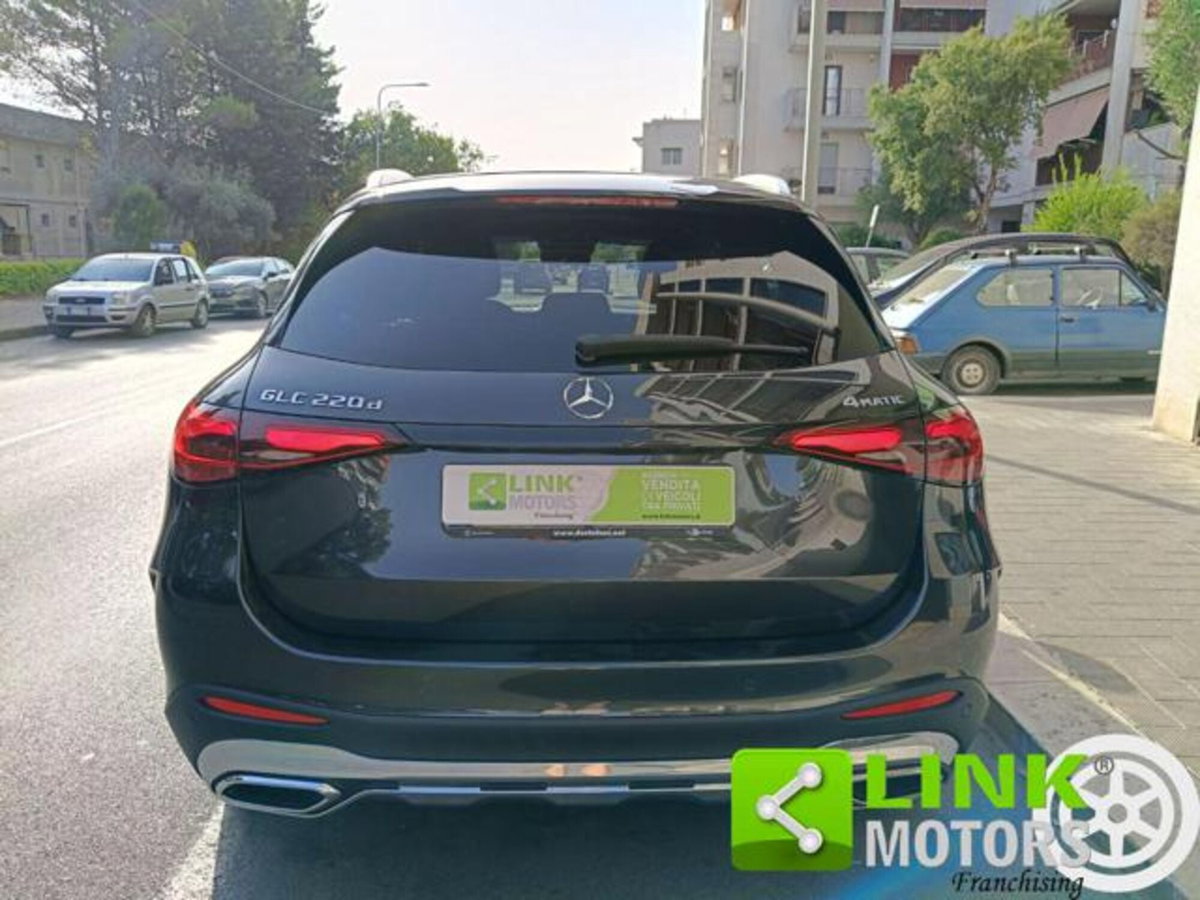 Mercedes-Benz GLC 220 d 4Matic Mild Hybrid AMG Premium Plus (9)