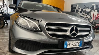 Mercedes-Benz Classe E 220 d 4Matic Auto Sport (2)