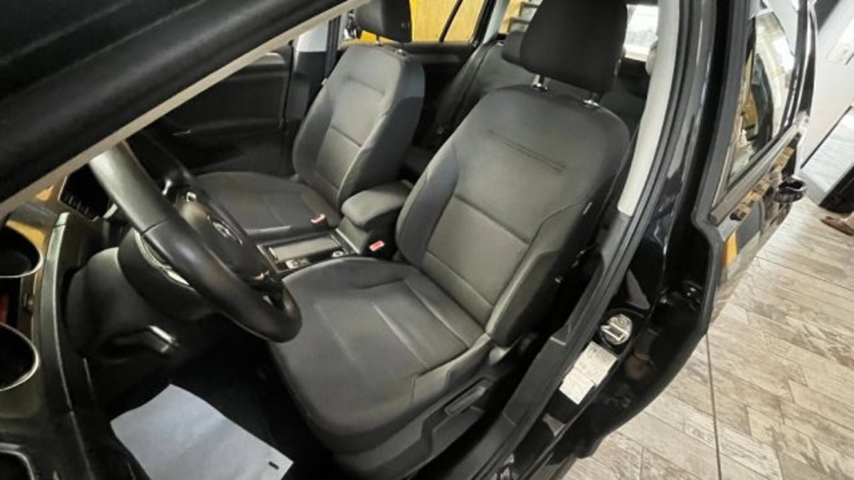 Volkswagen Golf Variant 1.6 TDI 110 CV DSG Comfortline BlueMotion Tech. (8)