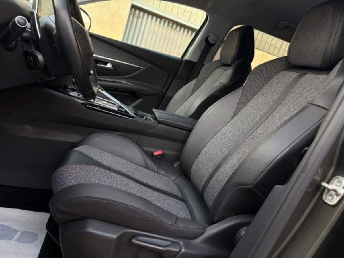 Peugeot 3008 BlueHDi 130 S&S EAT8 Allure Pack (13)
