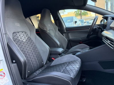 Volkswagen Golf 2.0 TDI 150 CV SCR R-Line (10)