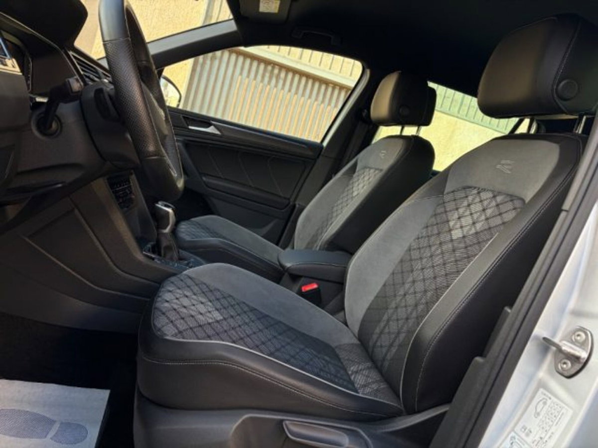 Volkswagen Tiguan 2.0 tdi R-Line 150cv dsg (20)
