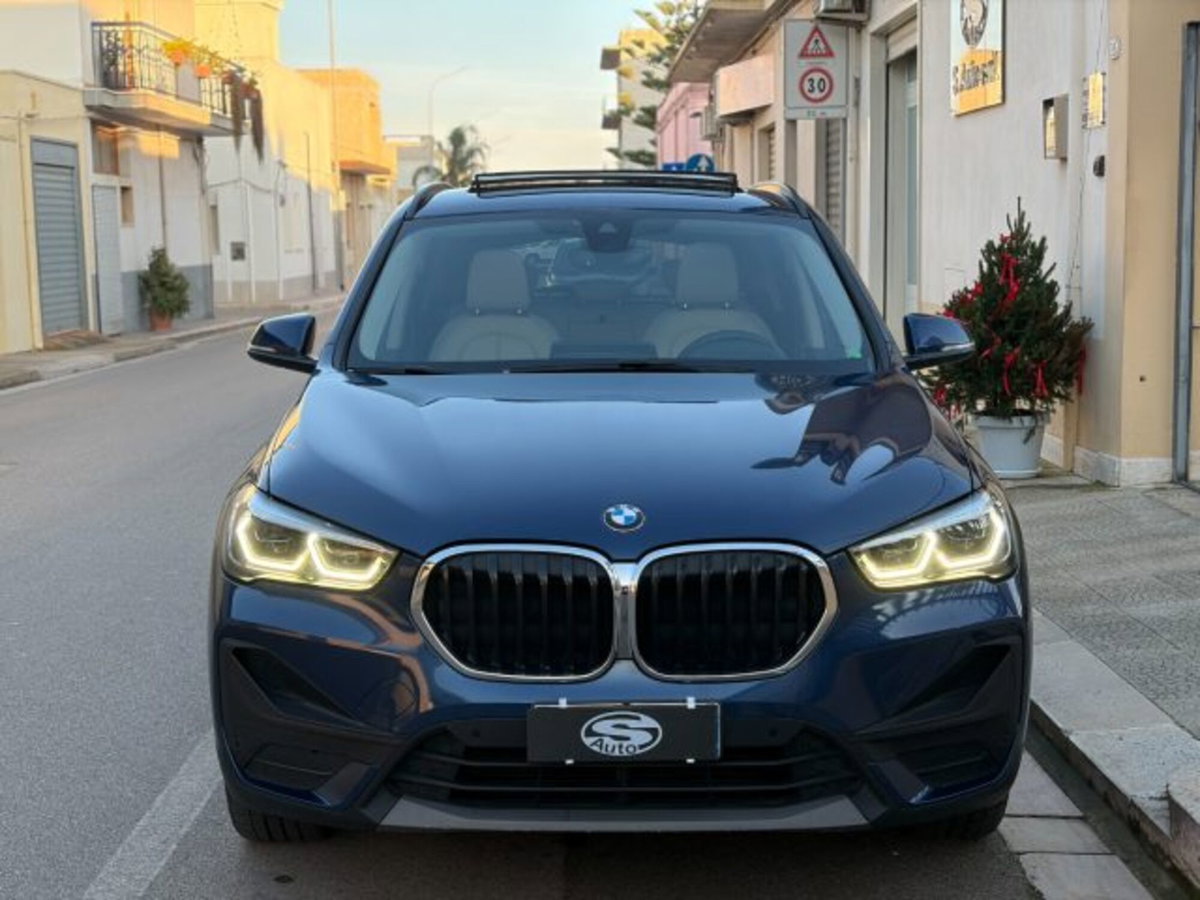 BMW X1 sDrive18d (9)