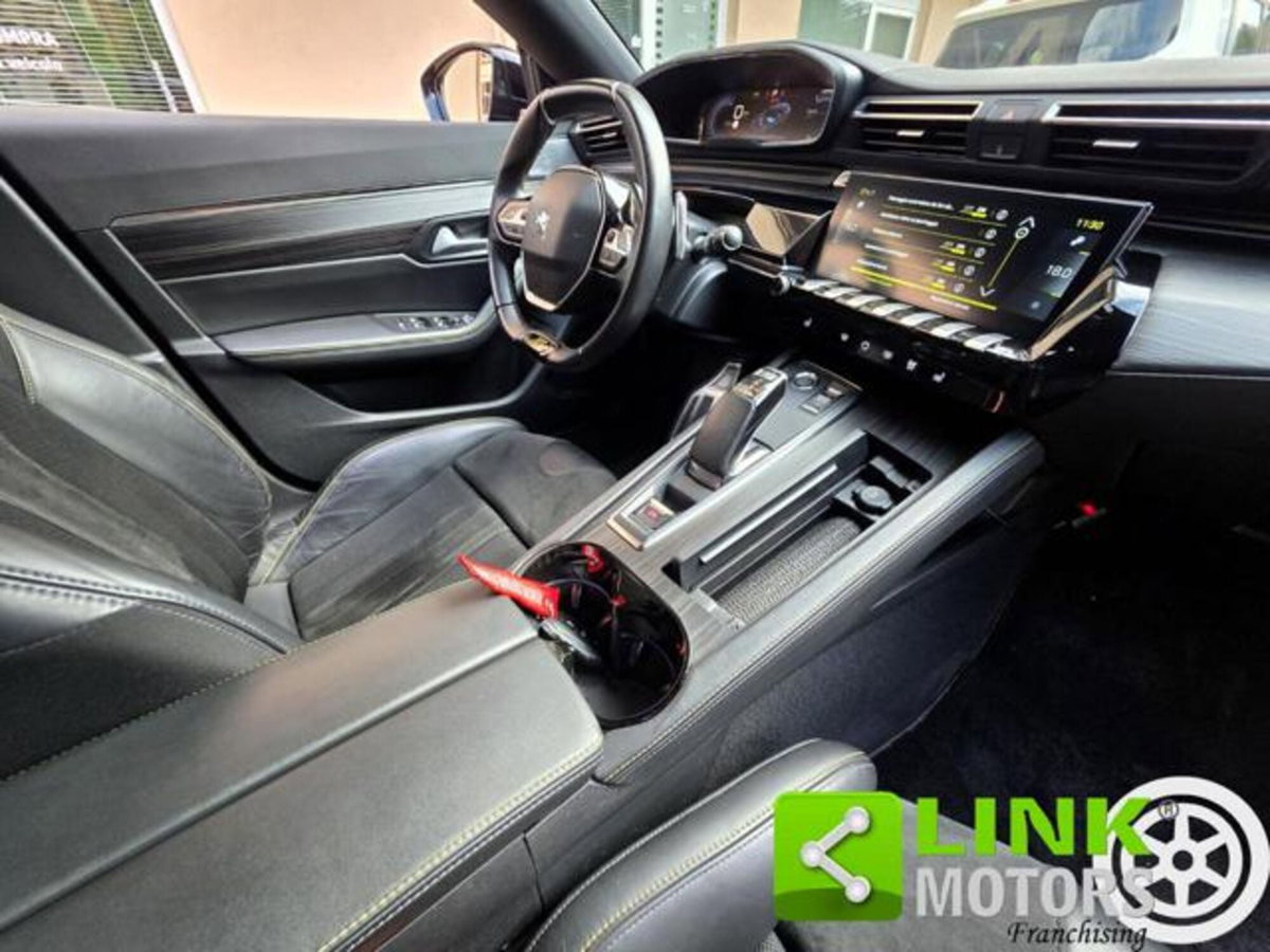 Peugeot 508 SW Plug-in Hybrid4 360 e-EAT8 Peugeot Sport Engineered (17)