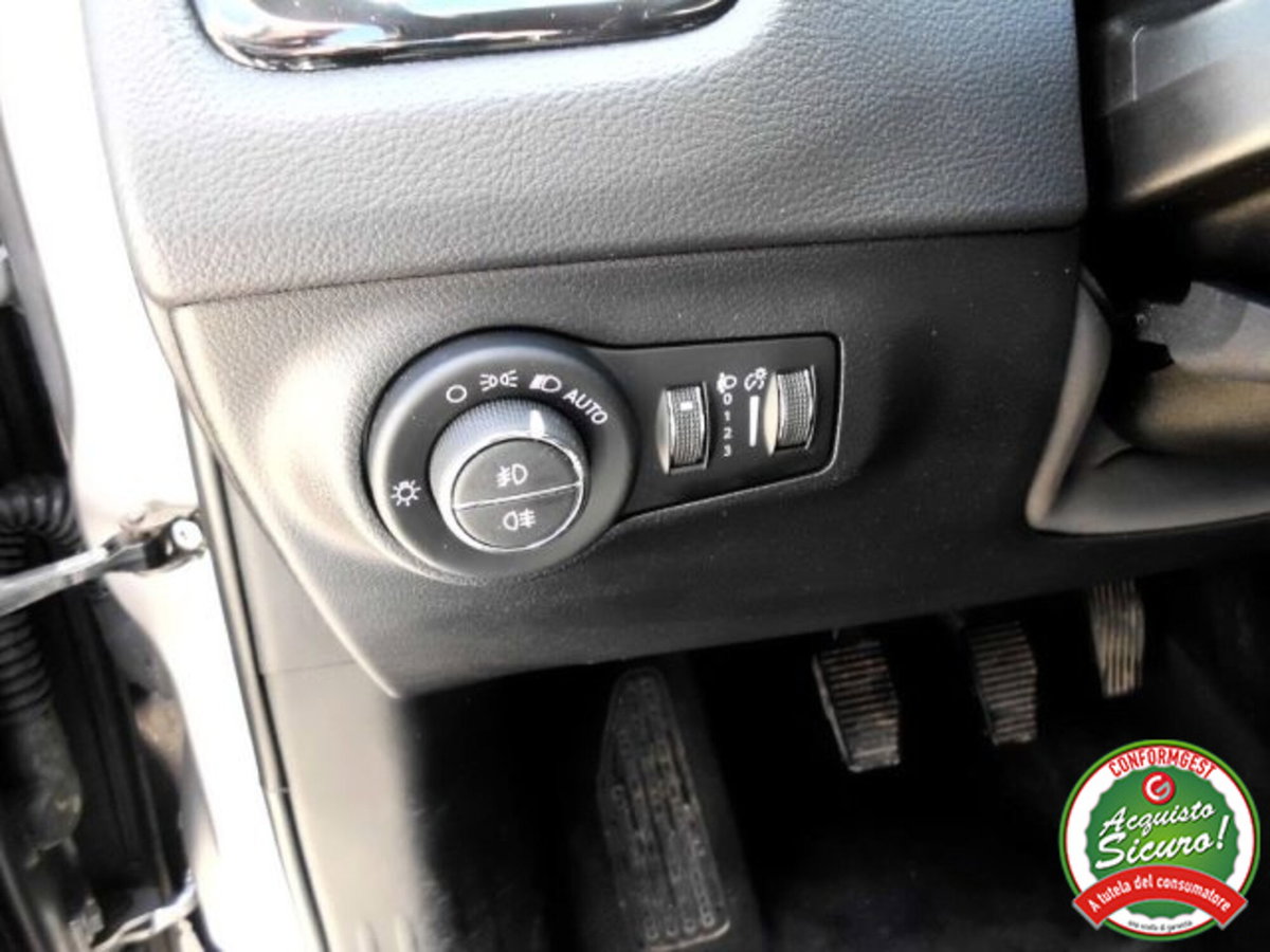 Jeep Compass 2.0 Multijet II 4WD Limited (16)