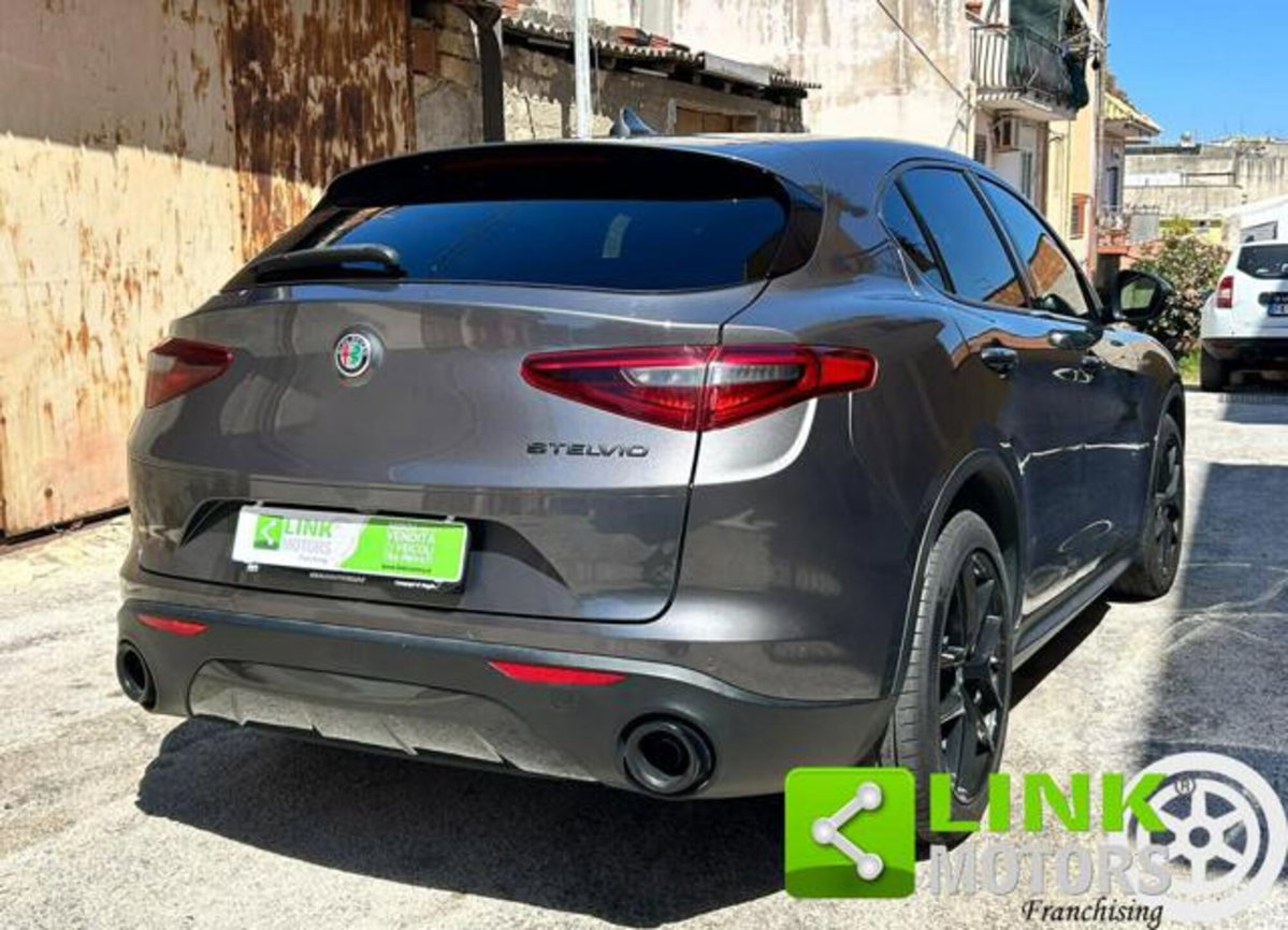 Alfa Romeo Stelvio Stelvio 2.2 Turbodiesel 190 CV AT8 Q4 Sprint (14)