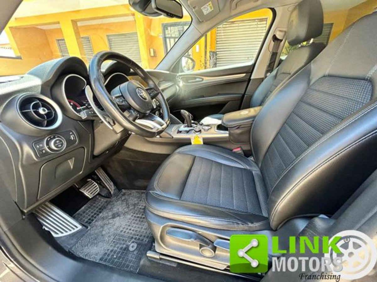 Alfa Romeo Stelvio Stelvio 2.2 Turbodiesel 190 CV AT8 Q4 Sprint (2)