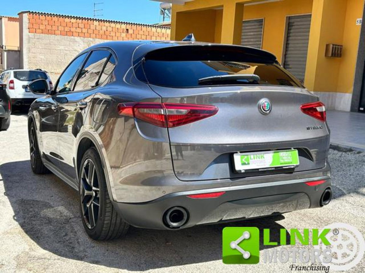 Alfa Romeo Stelvio Stelvio 2.2 Turbodiesel 190 CV AT8 Q4 Sprint (9)