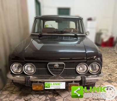 Alfa Romeo Giulia 2.0 Turbo 200 CV AT8 Super (2)