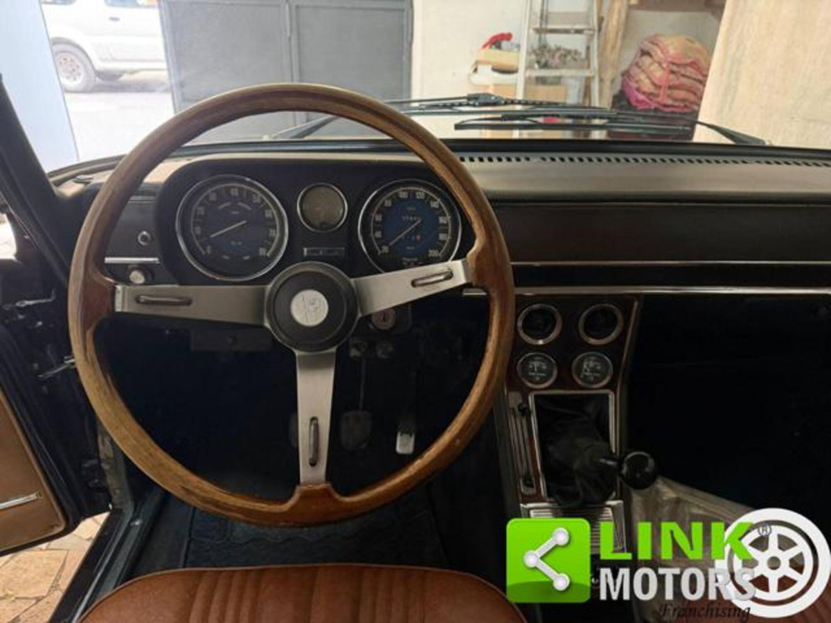 Alfa Romeo Giulia 2.0 Turbo 200 CV AT8 Super (7)