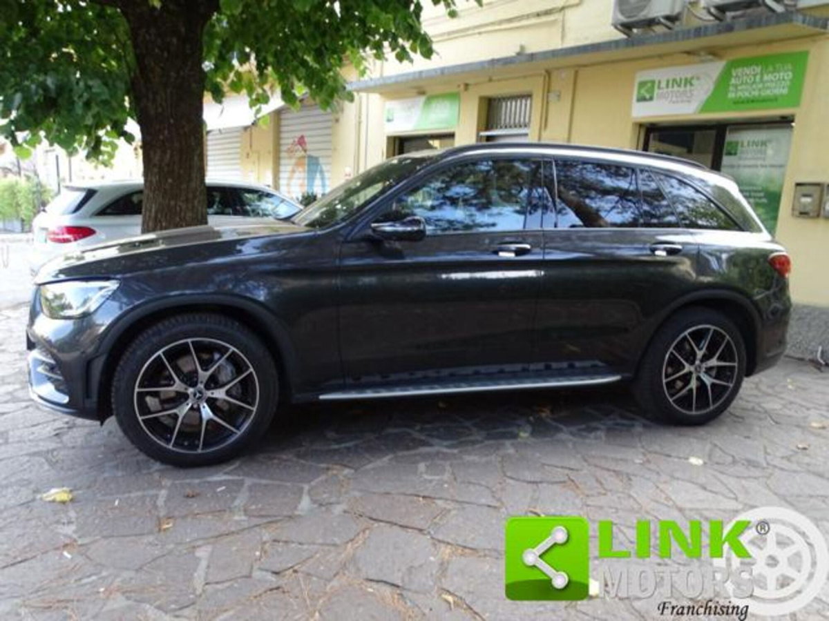 Mercedes-Benz GLC SUV 300 d 4Matic Premium (4)