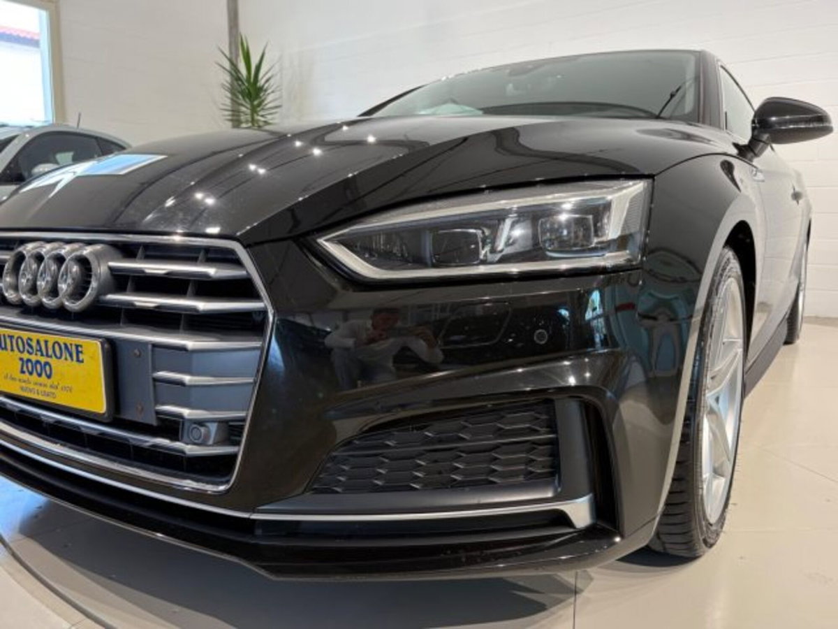 Audi A5 Coupé 2.0 TDI 190 CV quattro Sport (16)