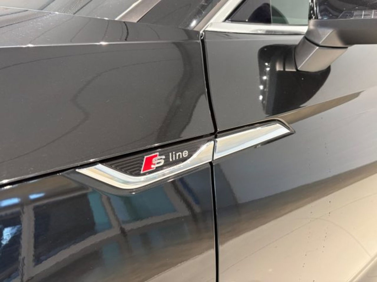 Audi A5 Coupé 2.0 TDI 190 CV quattro Sport (18)