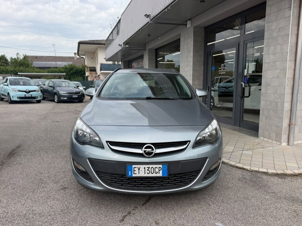 Opel Astra Station Wagon 1.6 CDTI EcoFLES&S Sports Cosmo (2)