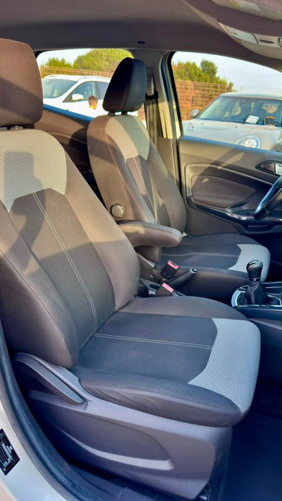 Ford EcoSport 1.5 TDCi 95 CV Titanium S (16)