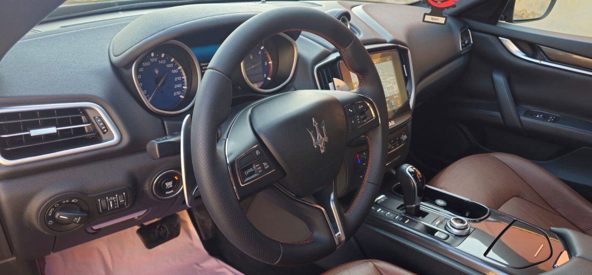 Maserati Ghibli Ghibli V6 Diesel (14)
