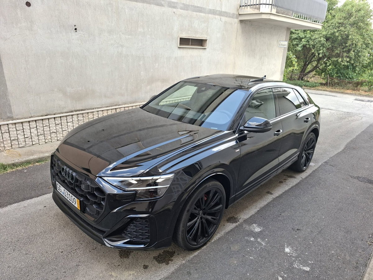 Audi Q8 3.0 tdi mhev S line edition quattro 286cv tiptronic (4)