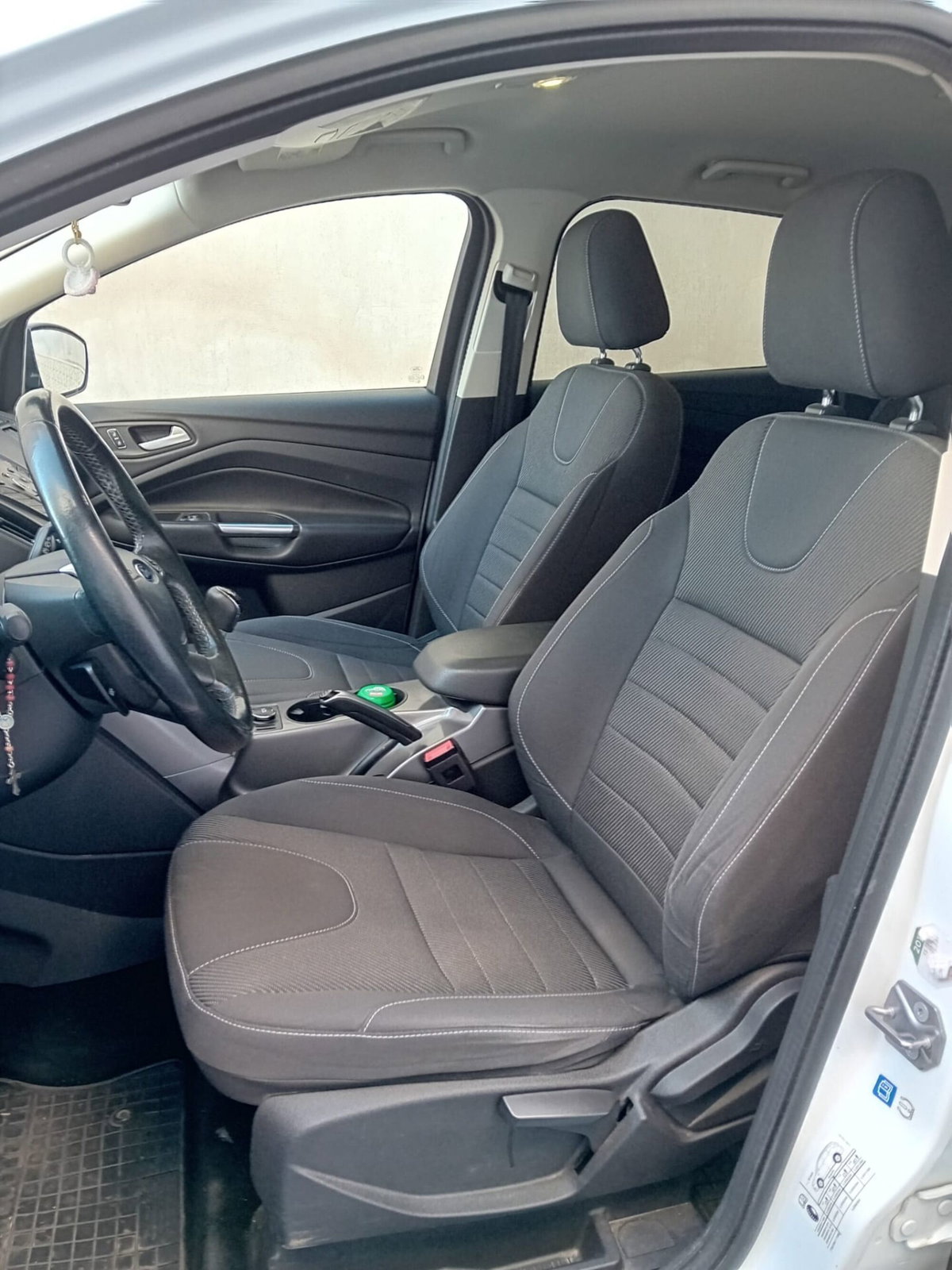 Ford Kuga 2.0 TDCI 120 CV S&S 2WD Business N1 (13)
